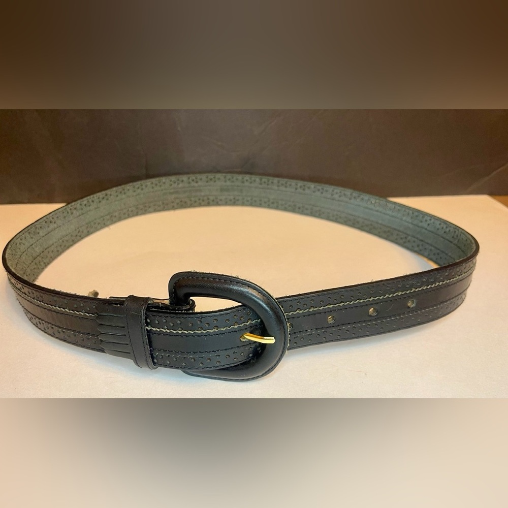 Perforated Kiltie Fringe Black Leather D Shape Leather  Buckle Belt S\M - Picture 3 of 6